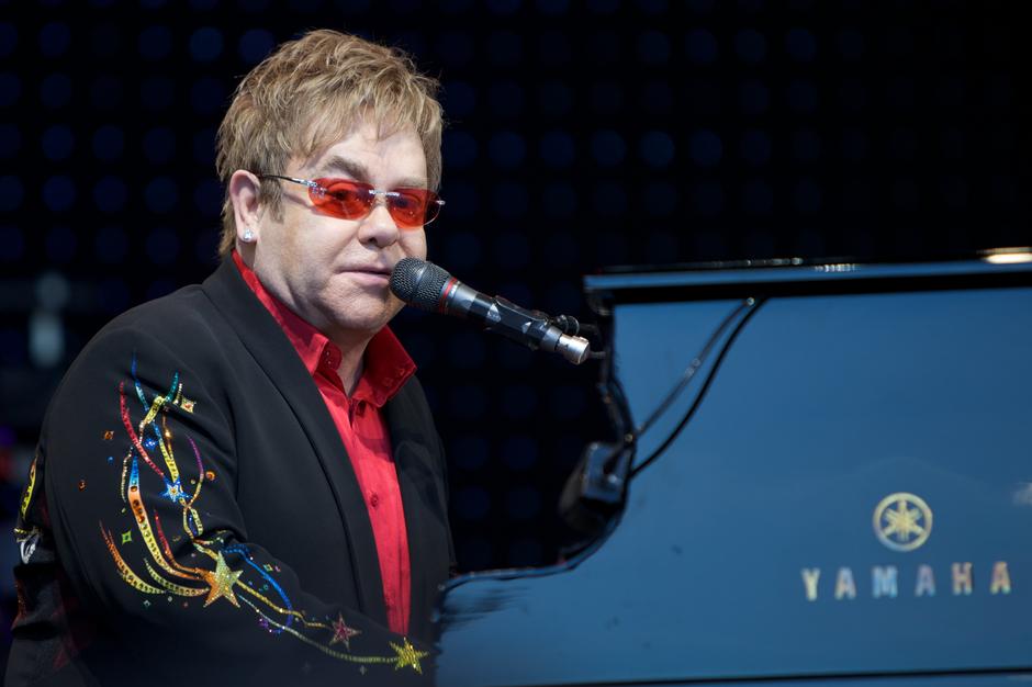 Elton John | Author: By Ernst Vikne - originally posted to Flickr as Elton John in Norway, CC BY-SA 2