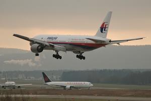 Beoing 777 Malaysia Airlines poput nestalog MH370