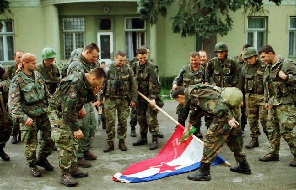 Ulazak hrvatske vojske u Okučane - BLjesak