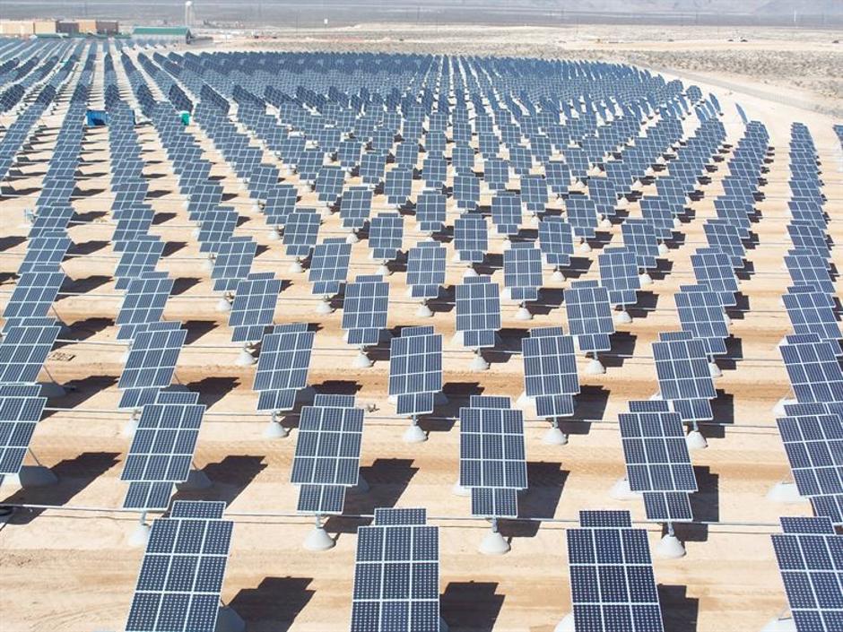 Fotoelektrična solarna elektrana | Author: nellis.af.mil