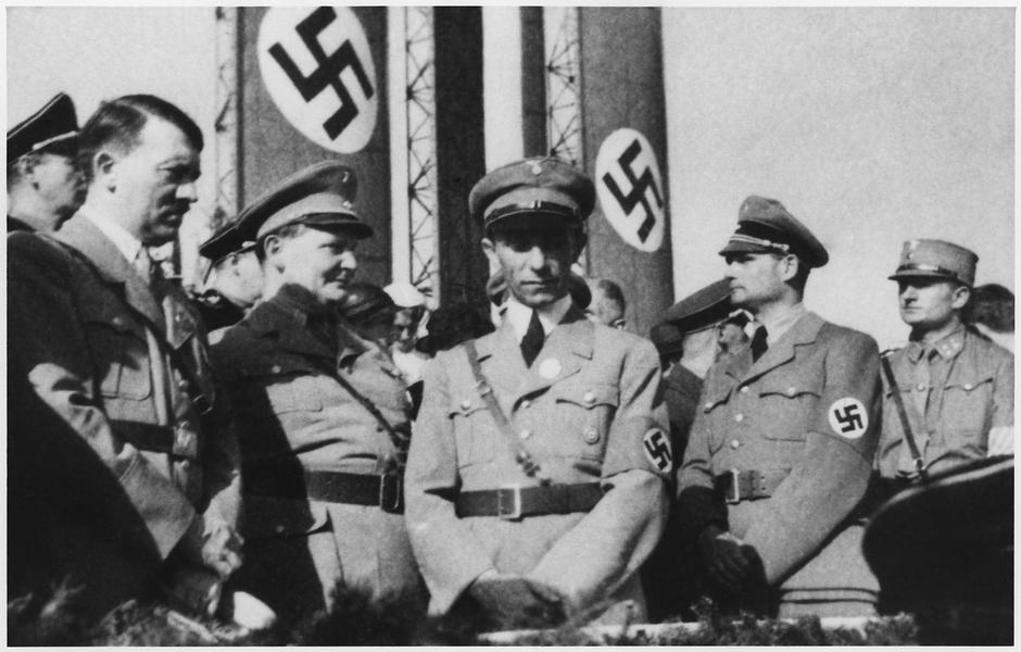 Hitler, Hermann Goering, Joseph Goebbels i Rudolf Hess | Author: U.S. National Archives and Records Administration