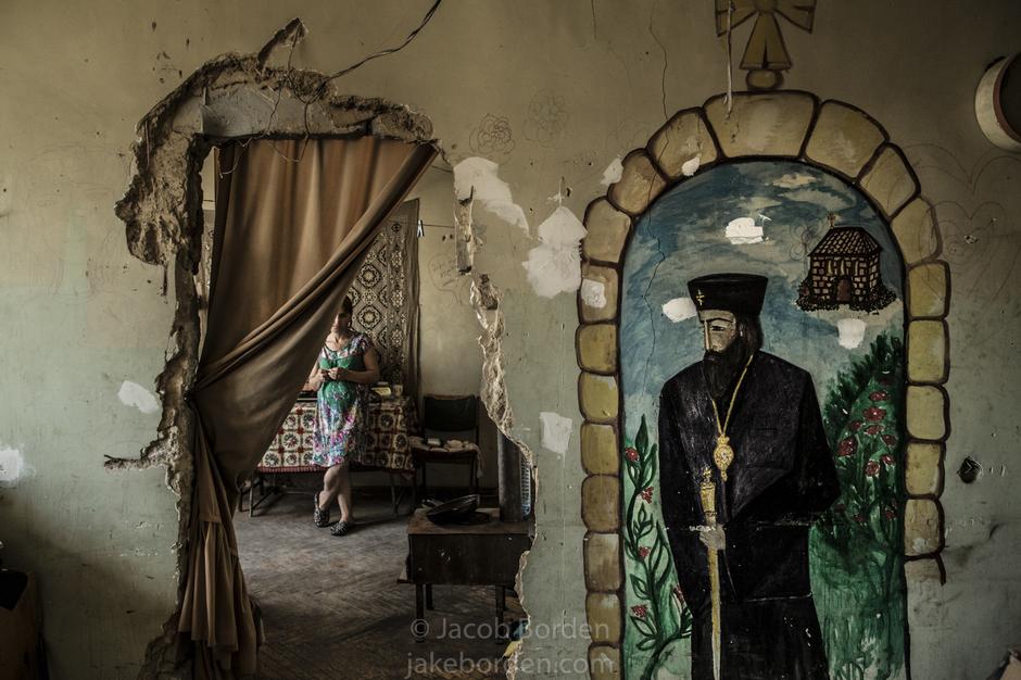 Beskućnici koji žive u napuštenoj vojnoj bolnici u Tbilisiju | Author: jakeborden.com/Jake Borden Photography