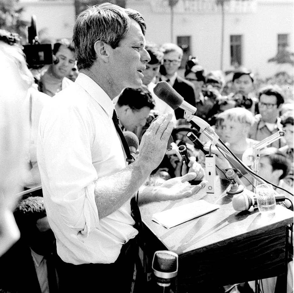 Robert F. Kennedy za vrijeme kampanje u Los Angelesu | Author: Wikipedia
