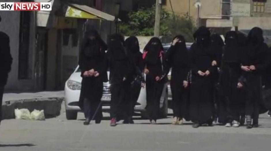 ISIL ova ženska policija za moral | Author: YouTube
