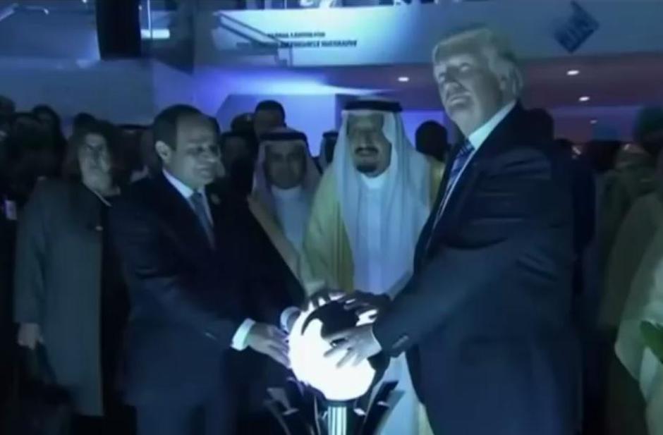 Donald Trump u posjetu Saudijskoj Arabiji, sa Salmanom bin Abdulazizom al Saudijem | Author: YouTube