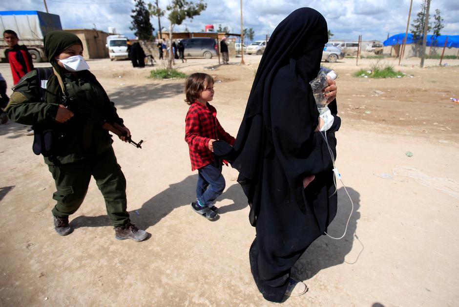 Supruge i djeca poginulih i izbjeglih ISIL-ovaca na liječenju u logoru al Hol u Hasaki u Siriji | Author: Ali Hashisho/ Reuters/ Pixsell