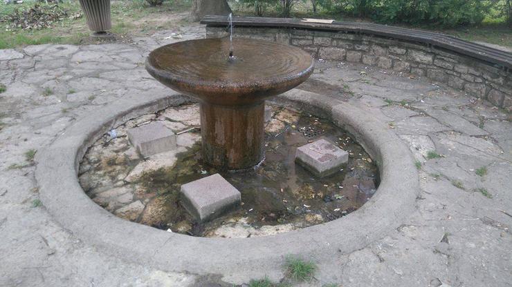 Derutne fontane i zdenci u Zagrebu