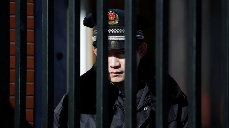 Kineski policajac