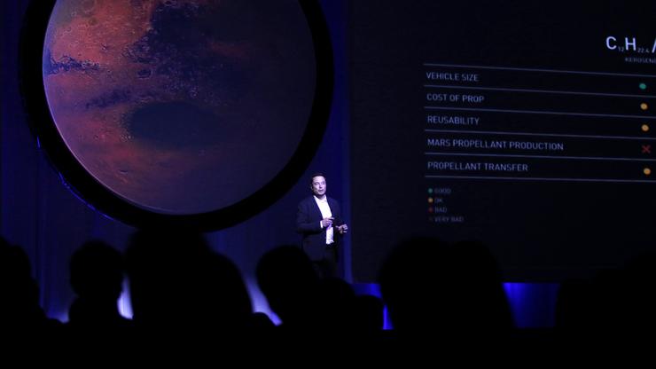 Elon Musk predstavio plan kako prevesti velik broj ljudi na Mars