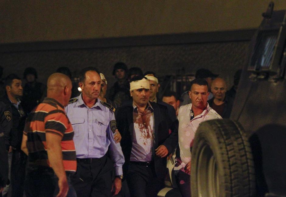 Vođa parlamentarne većine Zoran Zaev nakon pokušaja linča u parlamentu u Skopju | Author: OGNEN TEOFILOVSKI/REUTERS/PIXSELL