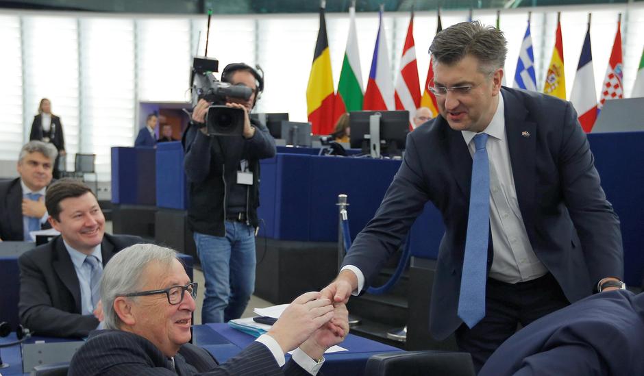 Plenković i Juncker u Strasbourgu | Author: VINCENT KESSLER/REUTERS/PIXSELL