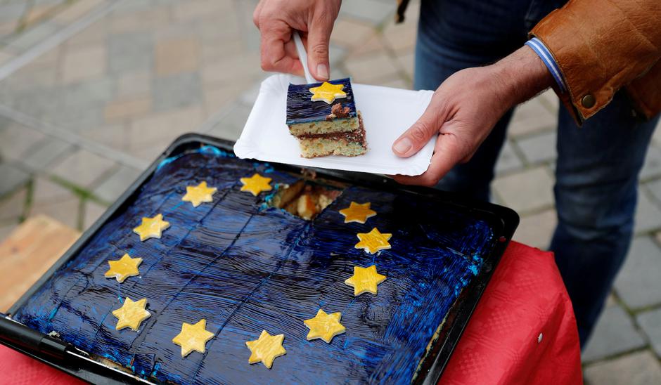Torta EU | Author: Fabrizio Bensch/REUTERS/PIXSELL