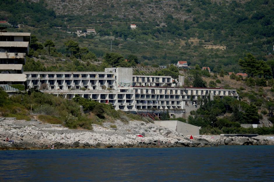 Kupari - hotelski kompleksi | Author: Željko Lukunić (PIXSELL)