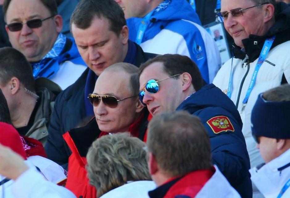 Vladimir Putin i Dmitrij Medvjedev | Author: Michael Kappeler (DPA/PIXSELL)